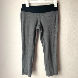 Nike Women’s Gray Dry Fit Crop Running Leggings
